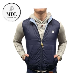 Väst - Timberland - Säljer denna unika och multifunktionella väst!🔥🐐 Den är använd sparsamt och är i toppen skick! Nypris: cirka 1000❌ Vårat pris: 99✅