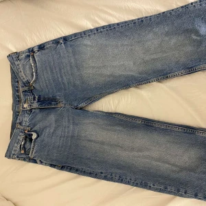 Jeans  - Lågmidjade jeans från Gina, köpta för 500 kr!