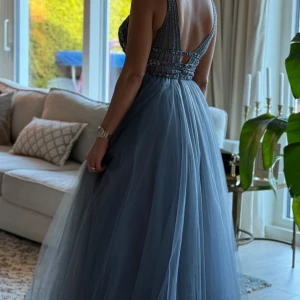 Bal klänning - Storlek 34ak Ledig använd endast provad