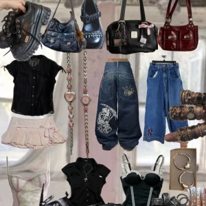 söker - looking for similar clothes to these, if anyone has anything like this please text! Or if you have recommendations on where i could order this style in sweden or buy in a store. 