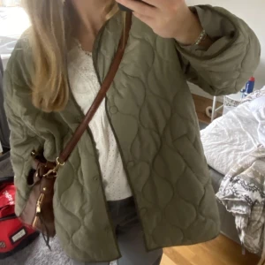 Jacka  - Superfin vårjacka 