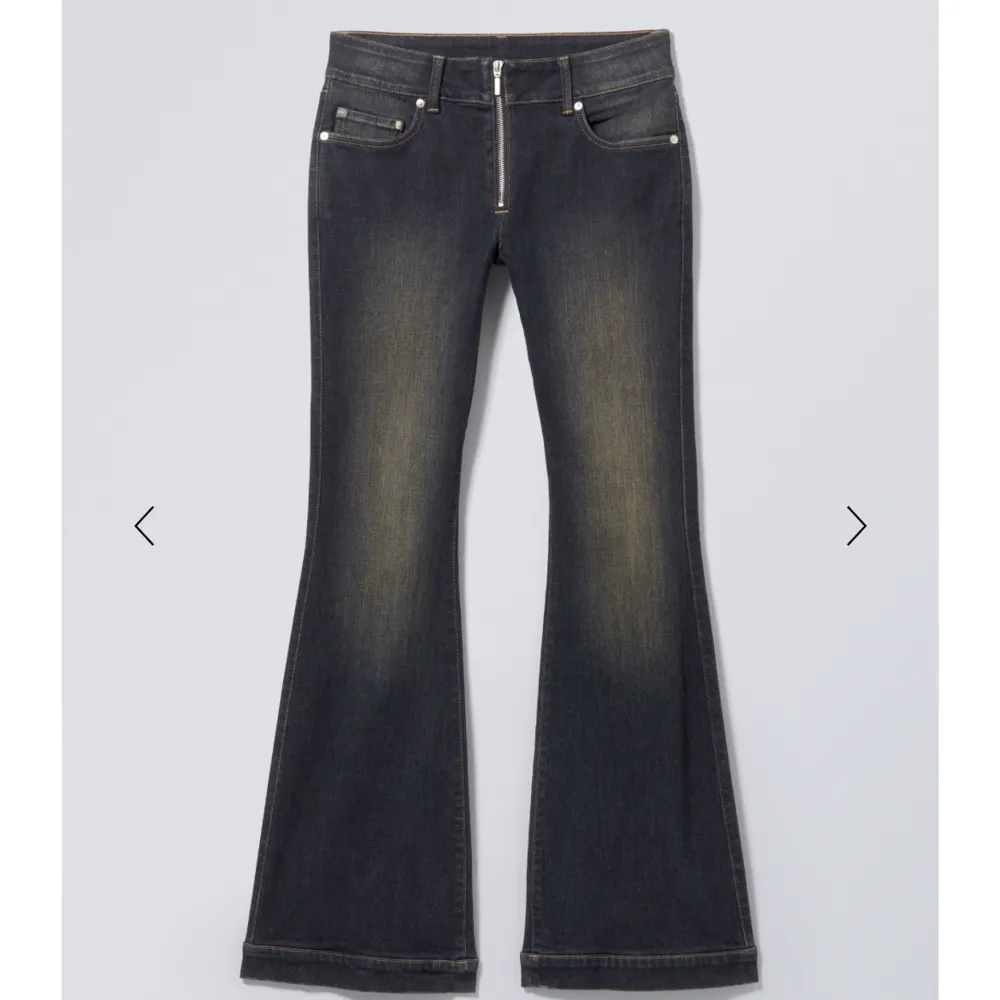 Populära snygga jeans från weekday. Jeans & Byxor.