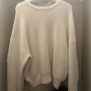 Stickad tröja zara  - Stickad tröja från zara❤️