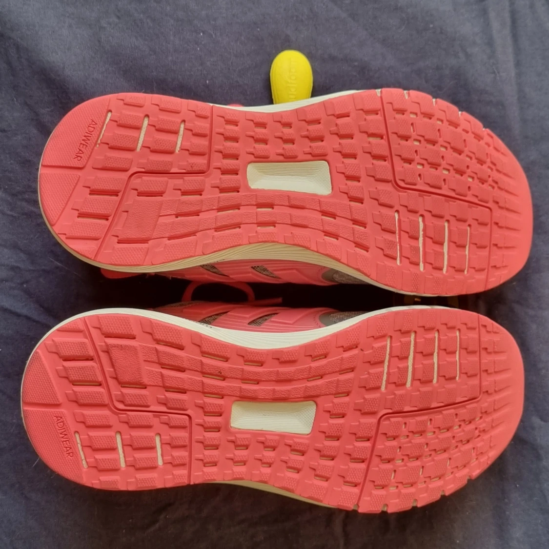 Adidas Skor helt ny  - 91