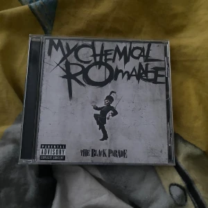 My chemical romance  - MCR cd skriva helt ny, använd några gånger men som helt ny.🩷