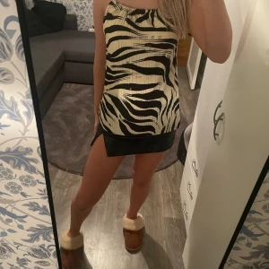Fest topp - Fin topp från Gina tricot perfekt till fest eller vardags💕