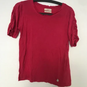 Dam T Shirt  - Stlk S-M 