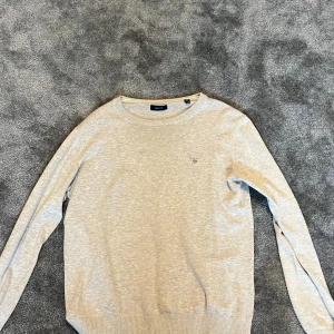 Gant tröja - Tjena, säljer min snygga gant tröja som jag ej använder längre och den är för liten. Con 8/10, Skulle säga att den är i storlek XS