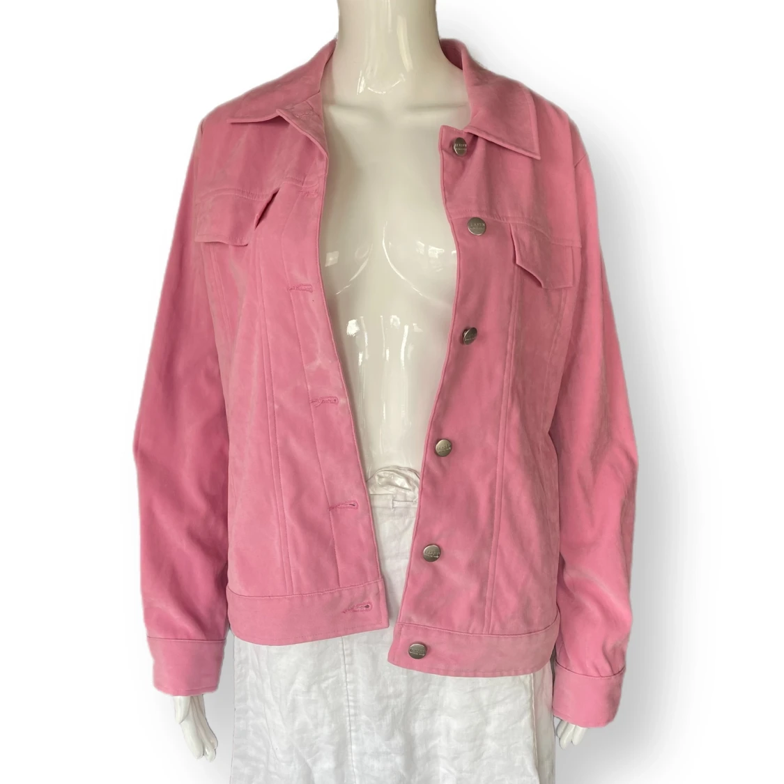 Jensen WomensWear  - 90