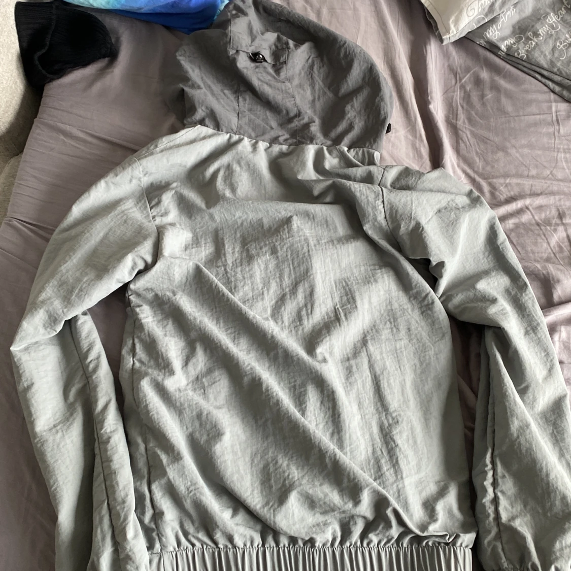 Mckenzie vind jacka  - 1