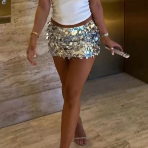 Paljettkjol - Inga defekter💕 Använd gärna köp nu!