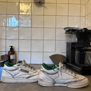 Reebok skor - Rebook skor, är i ett använt skick. Skriv om du vill ha fler bilder💕✨