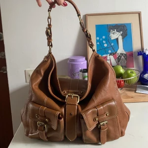 Skitsnygg RI2K väska!💓 - Äkta läder! Använd men i fint skick!!❤️❤️ Verkligen så snygg