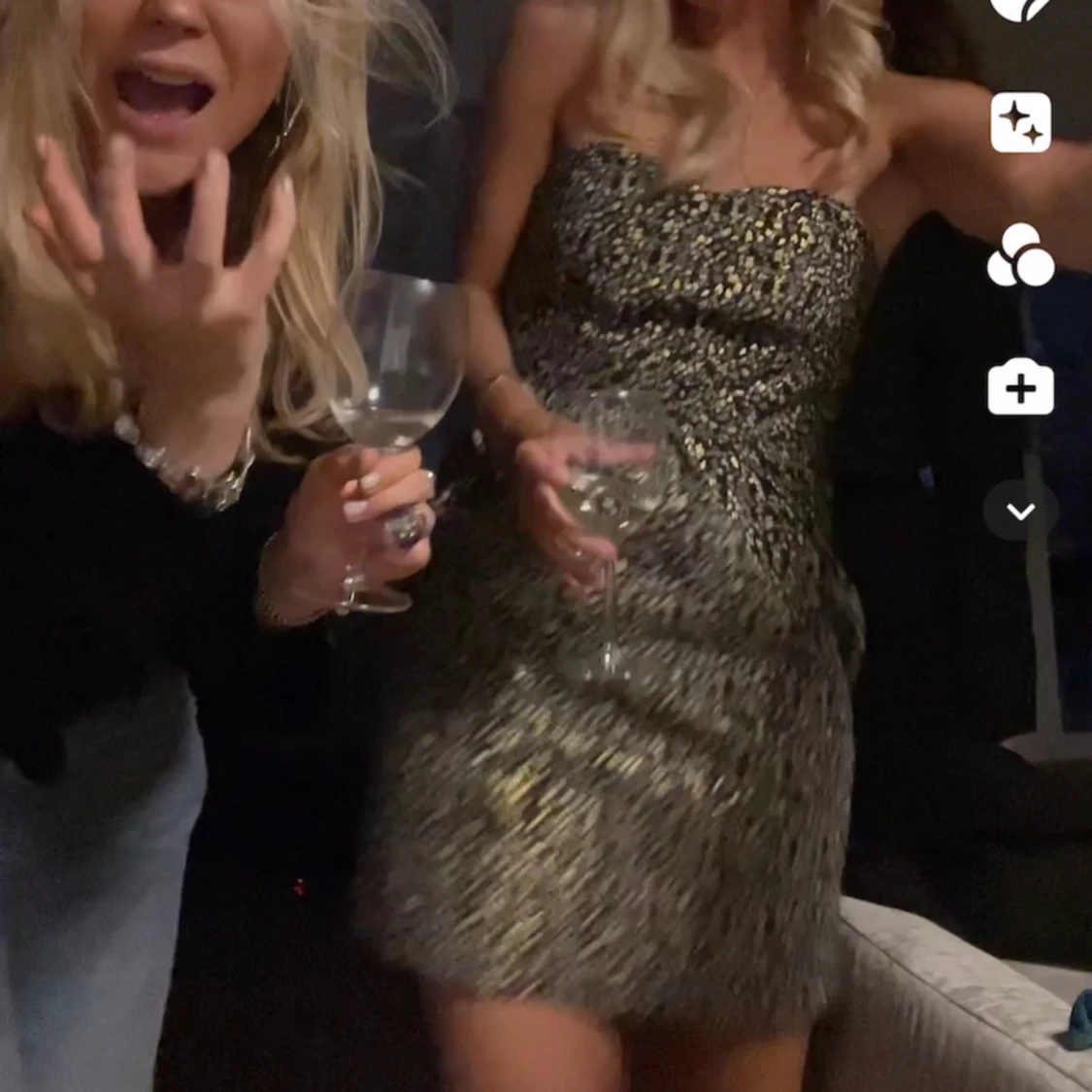 Off shoulder klänning