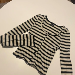 Tröja - Fin tröja från ginatricot! Oanvänd 