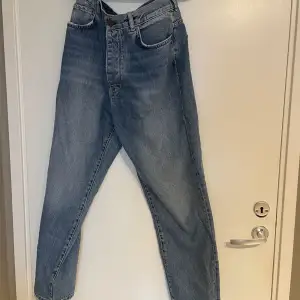 Jeans från bikbok! Jätte snygga och bra passform 😃