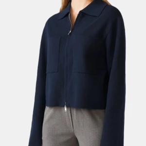 Kofta/jacka  - Eftertraktad och slutsåld jacka/kofta från Åhléns, köpt i början av april använd några få gånger💕