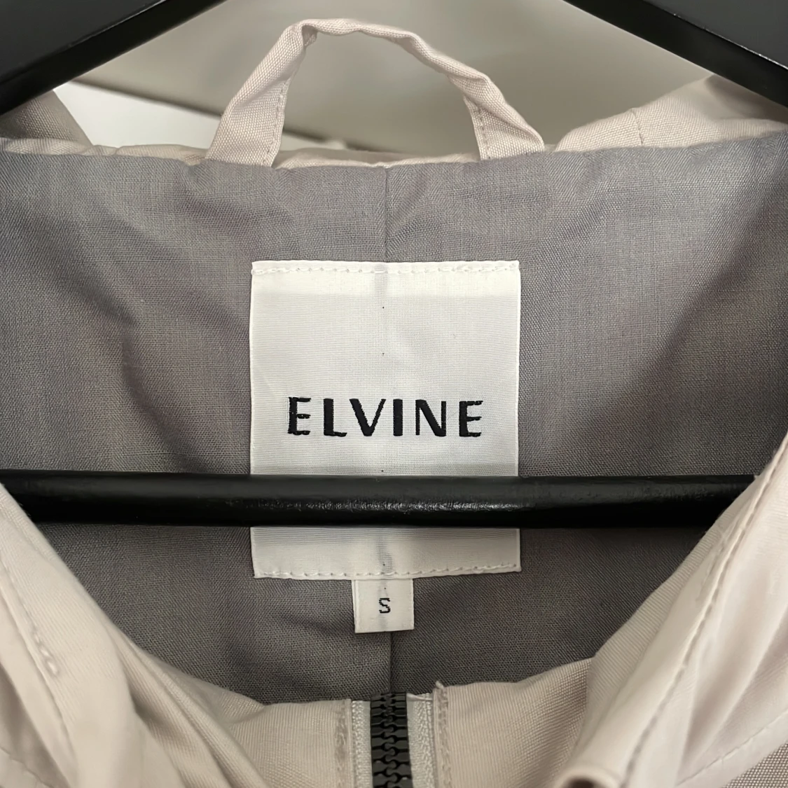 Beige vårjacka - 90