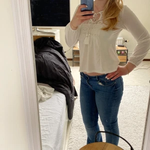 Blus - Säljer denna blus som tyvärr var för liten för mig🫠  