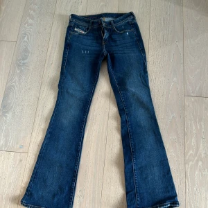 Diesel jeans  - Knappt använda då de va för långa för mig. Storlek 27