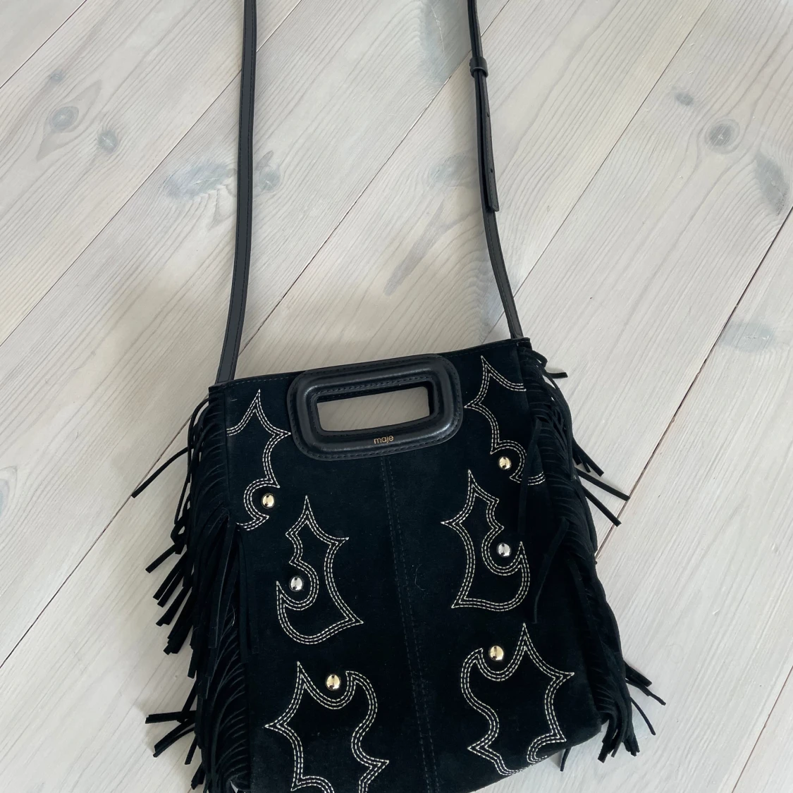 maje väska