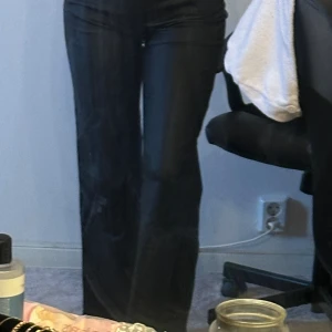 Skinn byxor - Fina skinnbyxor väldigt nya 