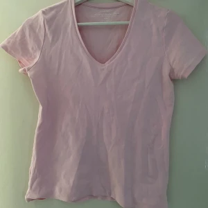 Rosa t-shirt - Vanlig rosa t-shirt