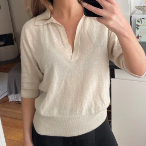 Kashmirtröja - Topp i 100% kashmir från H&M i storlek M.