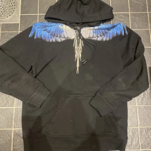 Marcelo burlon  - Bytte 