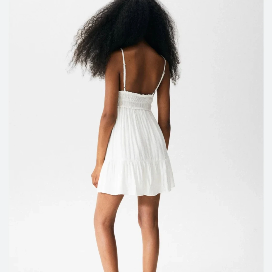 Vit klänning pull and bear  - 90