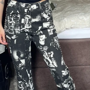 Jaded london jeans - Skitcoola byxor som är väldigt mjukt jeanstyg. Superbra skick. 