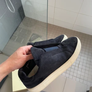 Mocka Skor - Skor från Axel Arigato! Finns tecken på användning men fortfarande i fint skick! 