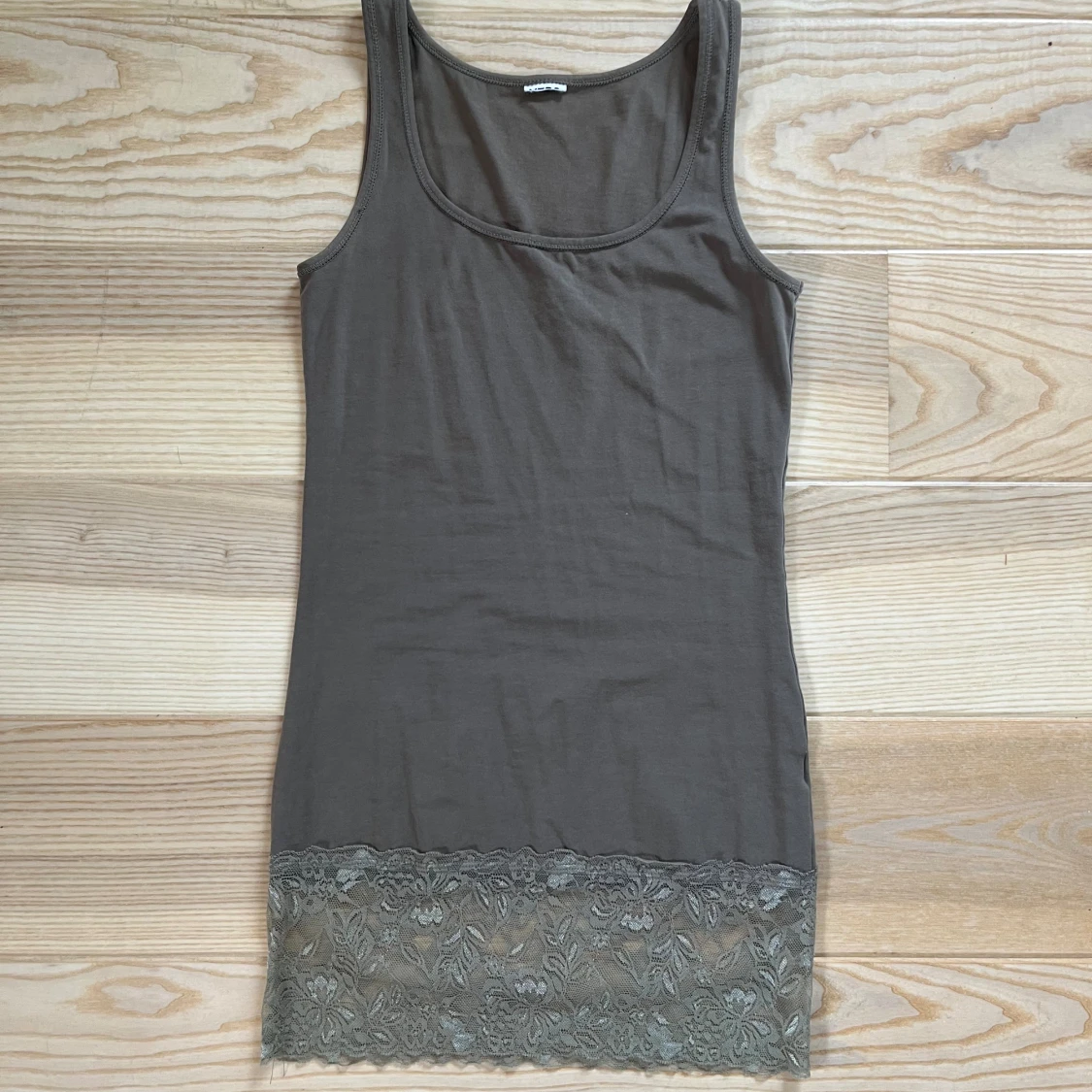 Linne med spets - 90