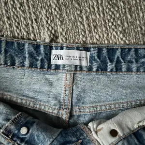 Vanliga jeansshorts från zara