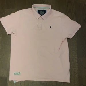 Morris Pikétröja - Rosa pikétröja från Morris! Riktigt skön och funkar riktigt bra till sommaren