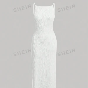 Klänning - Ny oanvänd klänning från shein, superfin och stretchig men säljer pga beställde två storlekar. Storlek S 