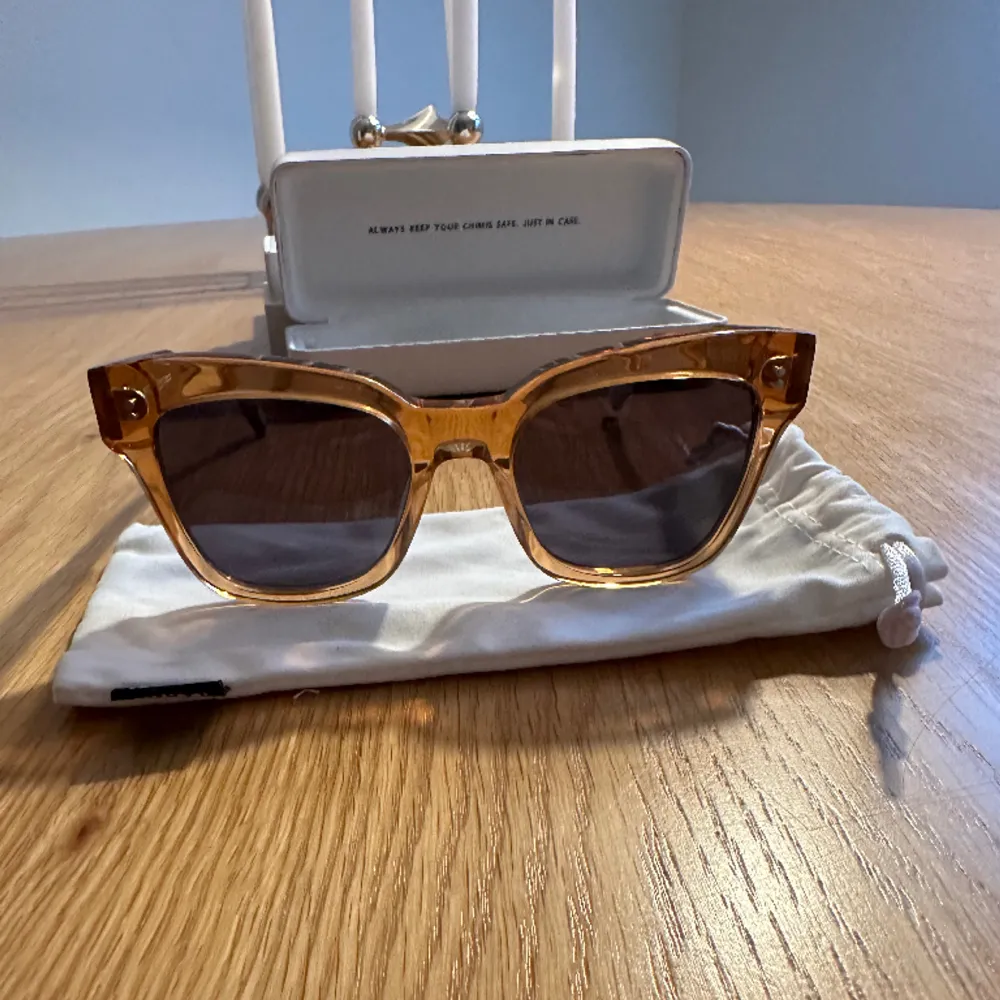 Solglasögon från Chimi som är som ny! . Accessoarer.