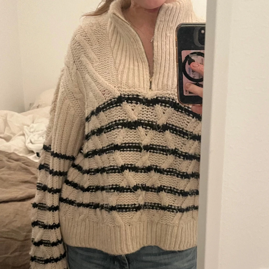 Stickad tröja