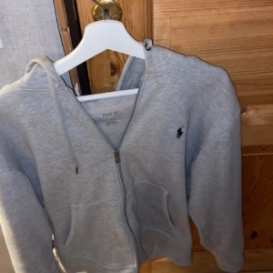 Polo Ralph lauren zip  - Nyskick använd fåtal gånger
