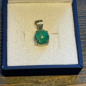 Äkta silverberlock - Superfin berlock för armband eller halsband💝Bra som present, malakit och i riktigt silver.