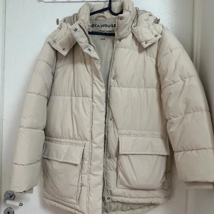 Jacka - Vinter Jack, storlek 40, köpt i Rumänien 