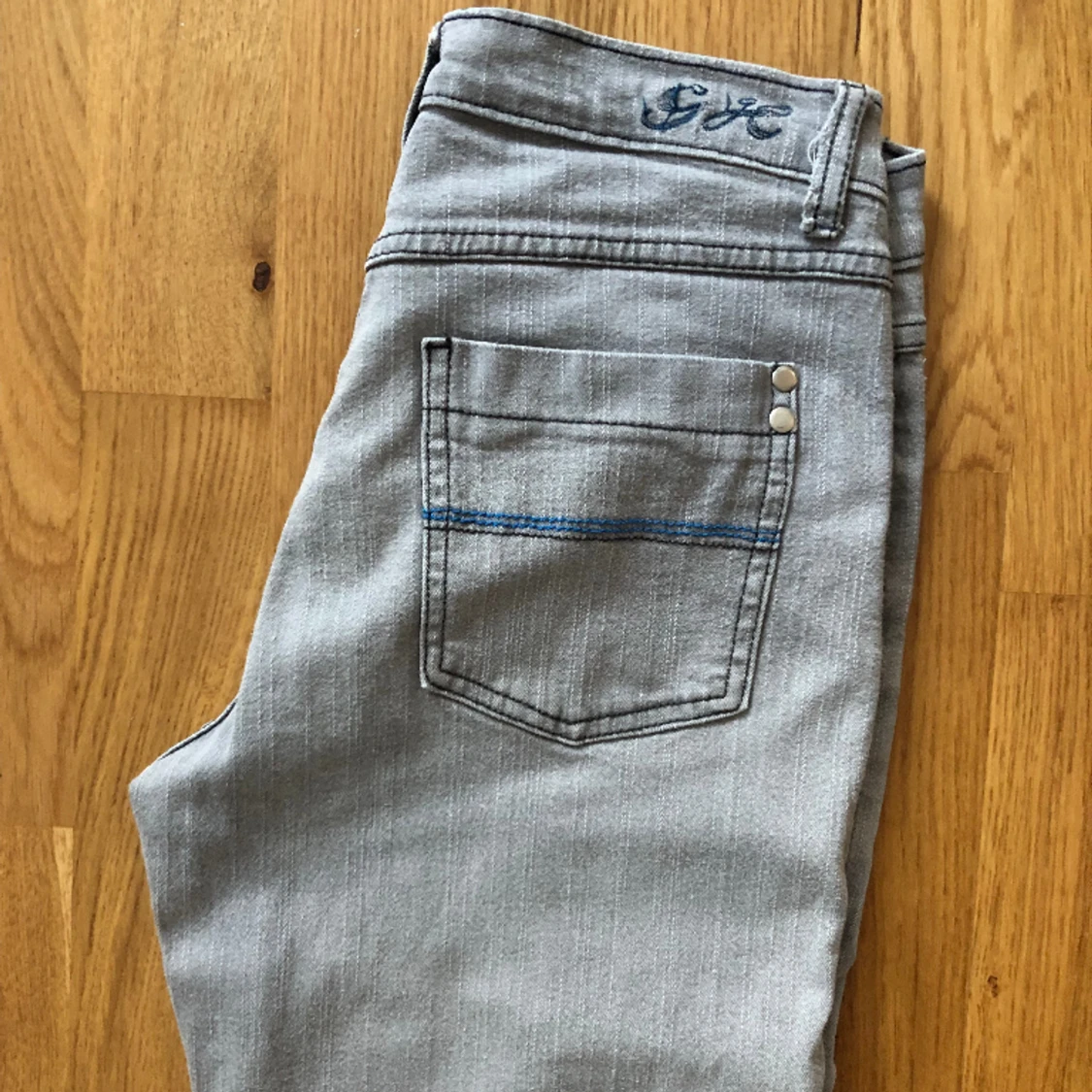 Greenhouse Jeans Grå
