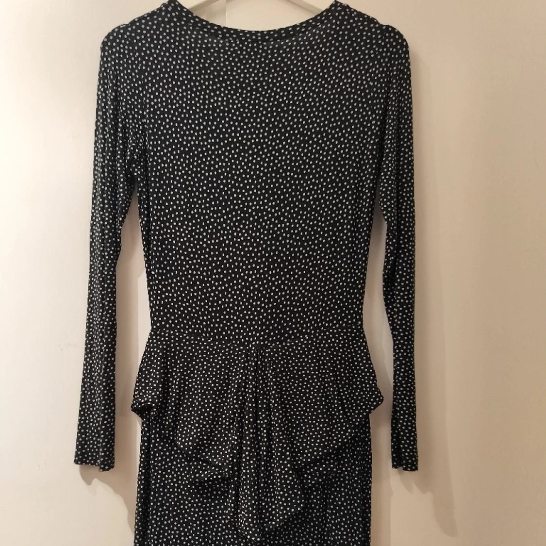 Prickig klänning Ganni - 91