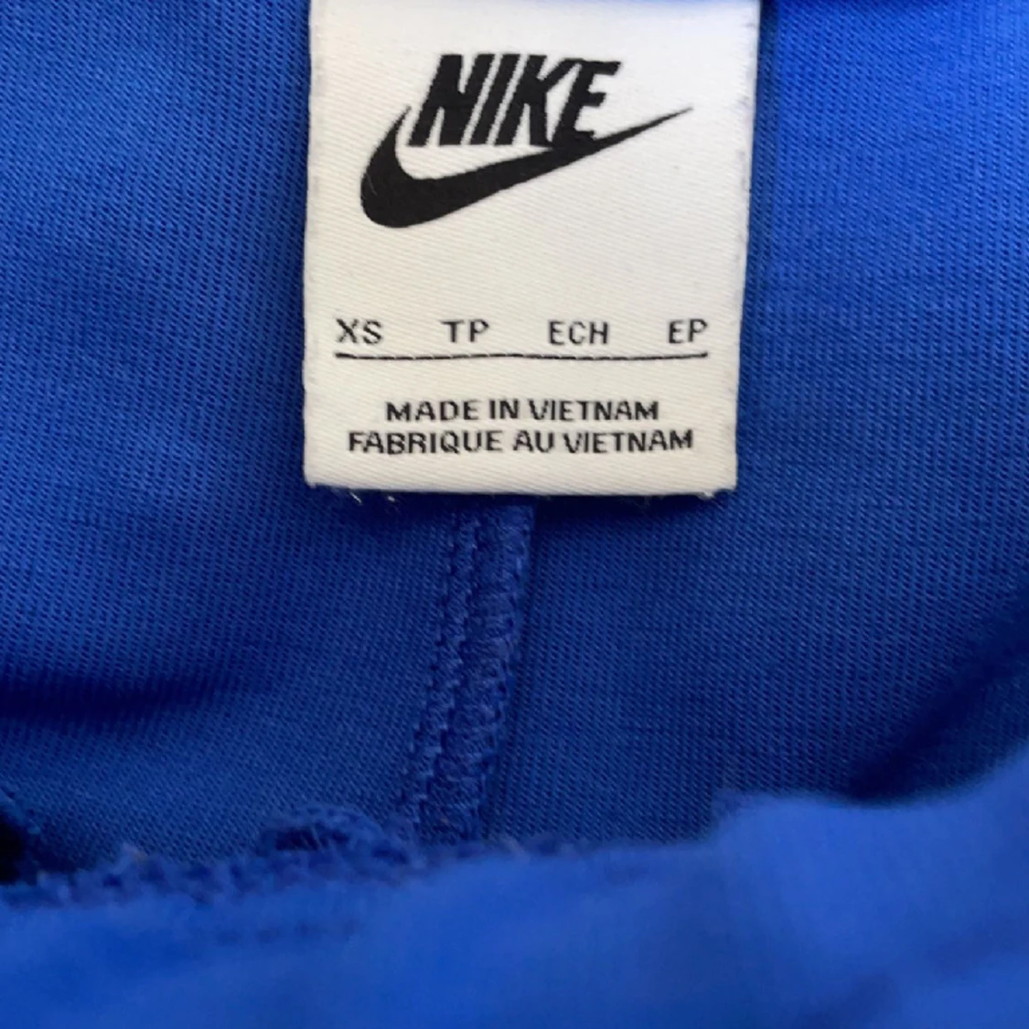 Blåa tech fleece byxor som är för små för mig! - 90