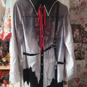 niigo kaito cosplay dokidoki - säljer eller byter ut min n25 kaito cosplay som e från dokidoki r, vet inte vad jag vill byta eller sälja för satt ge idéer ig😶 kommer med allt + peruk