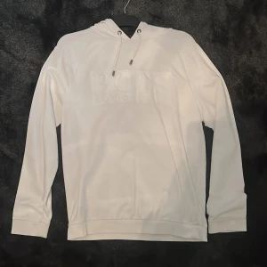 Hugo Boss hoodie - Tunn Hugo Boss hoodie i bra skick, använd fåtal gånger, storlek M