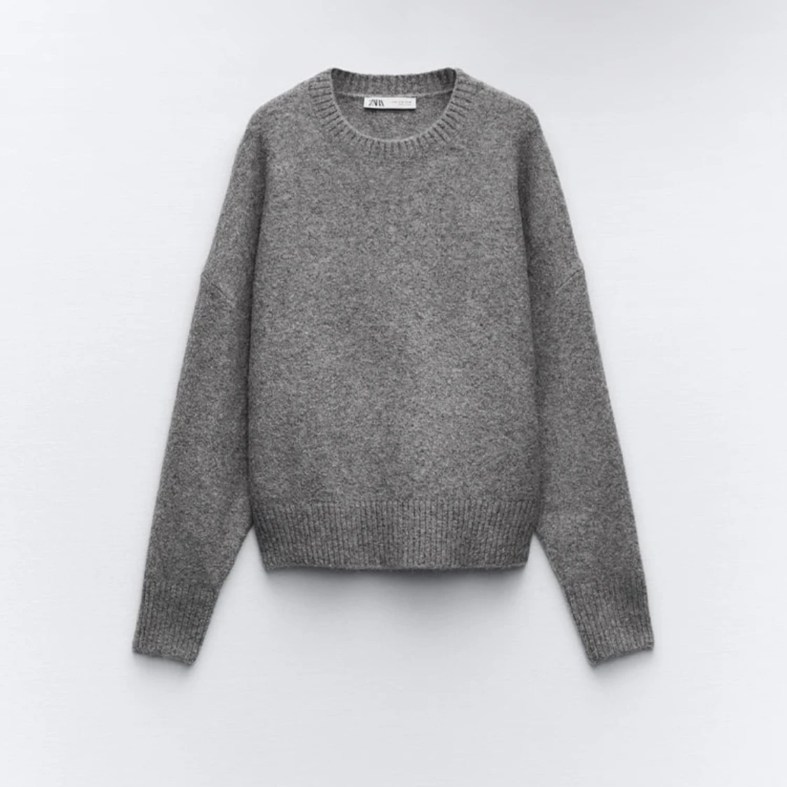 Slätstickad soft tröja