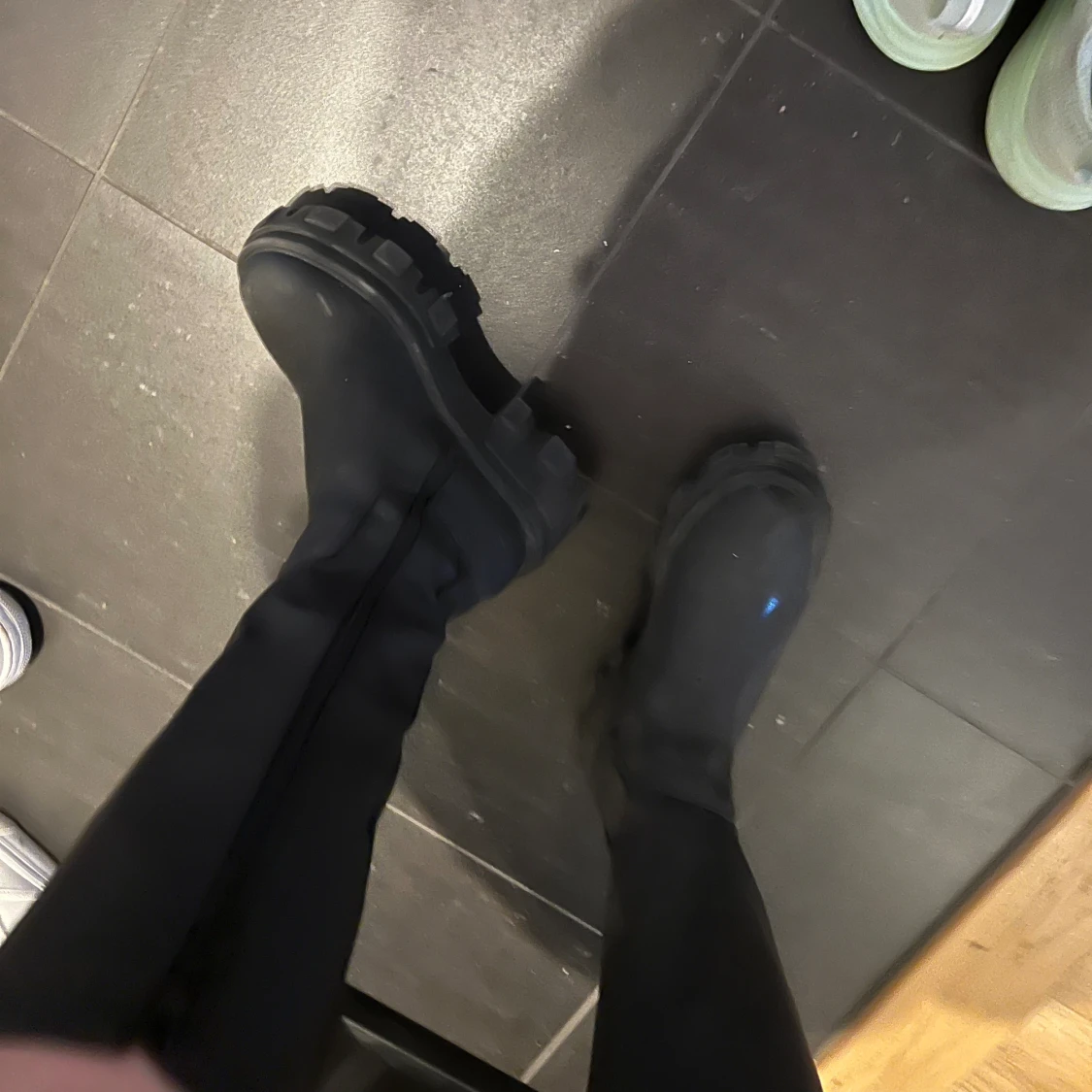 Boots  - 91