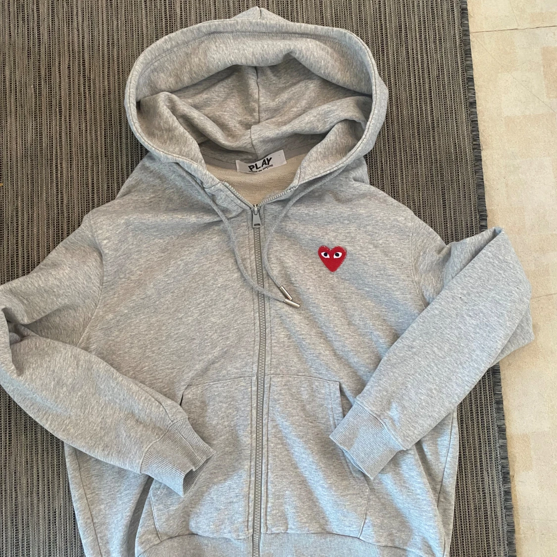 Comme Des Garçons Play | Zip Hoodie