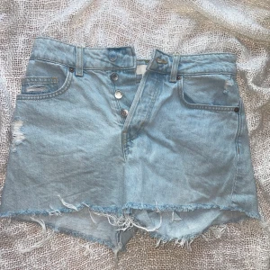 Jeans shorts - As balla shorts, passar perfekt för s, true to size